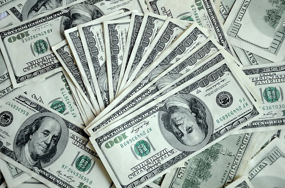 انخفاض سعر الدولار بالسوق الموازية بتعاملات 5 فبراير 2024